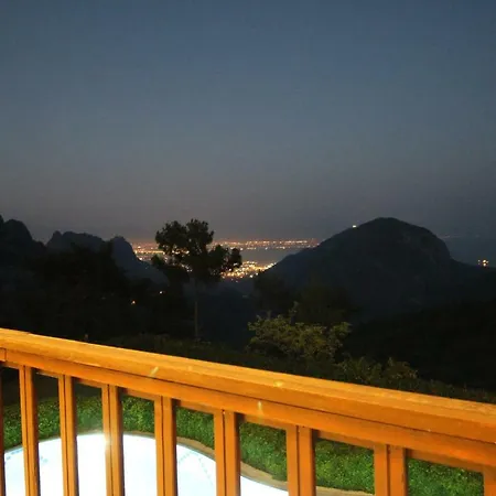 Vila Tacmahal